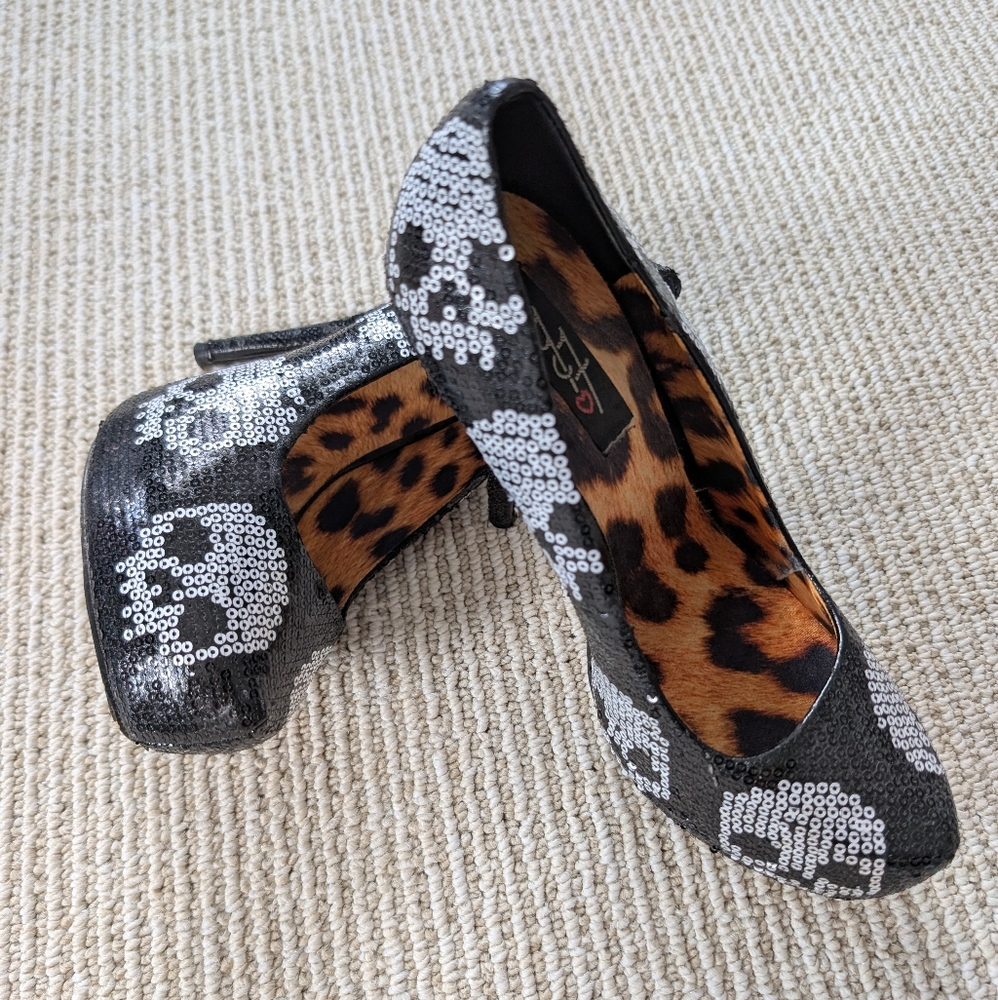 Skull Sequin Black and Silver Women's Heels - Size 8
